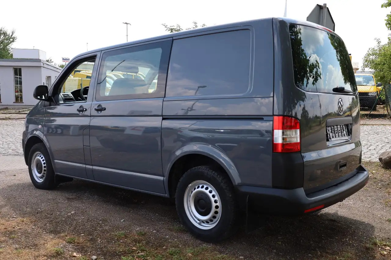Volkswagen T5 Transporter Kasten-Kombi 2.0 TDI/EU5/5-Sitze - Personbil: bild 4 Volkswagen T5 Transporter Kasten-Kombi 2.0 TDI/EU5/5-Sitze - Personbil: bild 4