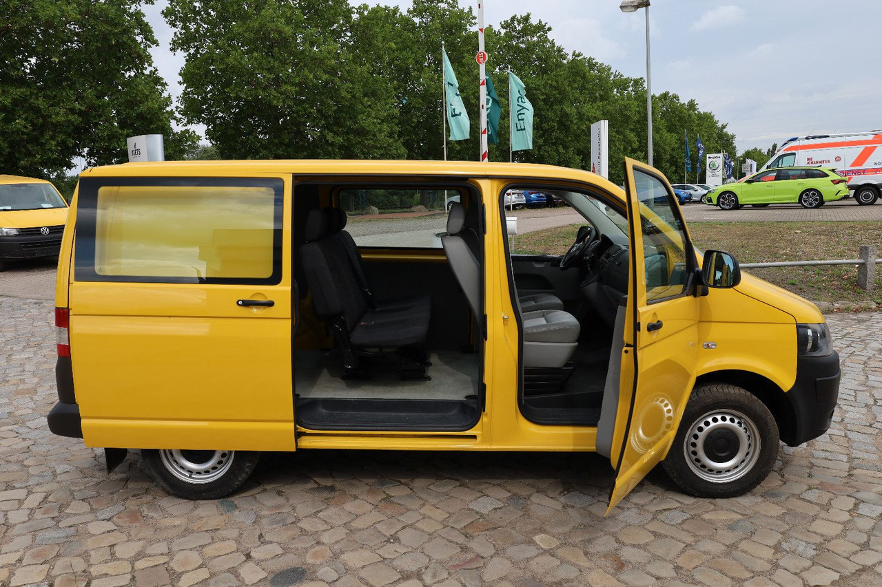 Volkswagen T5 Transporter Kasten-Kombi 2.0 TDI/EU5/5-Sitze - Persontransport: bild 2 Volkswagen T5 Transporter Kasten-Kombi 2.0 TDI/EU5/5-Sitze - Persontransport: bild 2