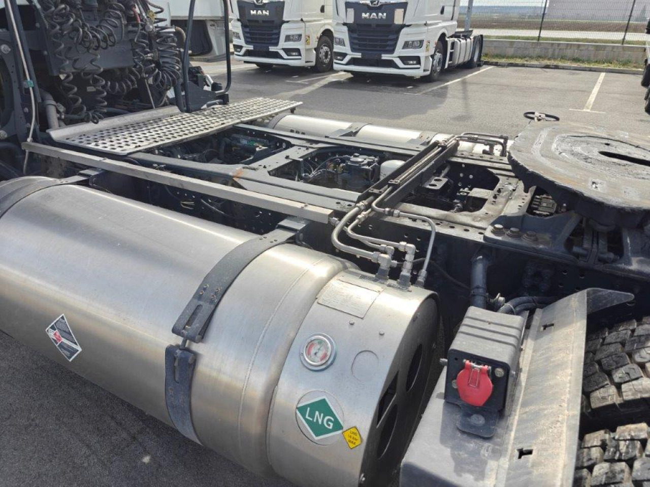 IVECO Stralis AS440S46T/PLNG Intarder Klima Luftfeder ZV - Dragbil: bild 2 IVECO Stralis AS440S46T/PLNG Intarder Klima Luftfeder ZV - Dragbil: bild 2