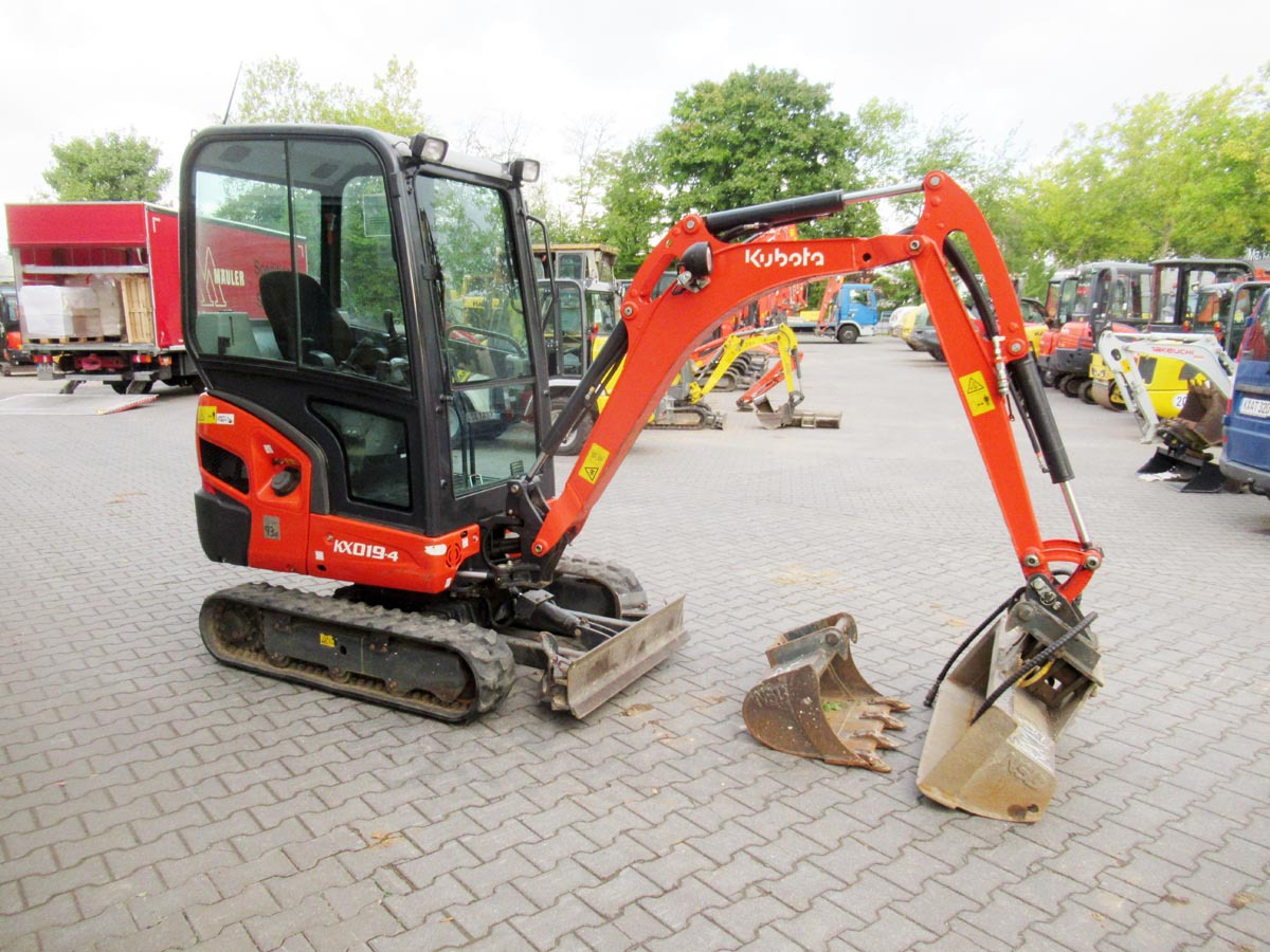 Kubota KX019-4 - Minigrävmaskin: bild 2 Kubota KX019-4 - Minigrävmaskin: bild 2