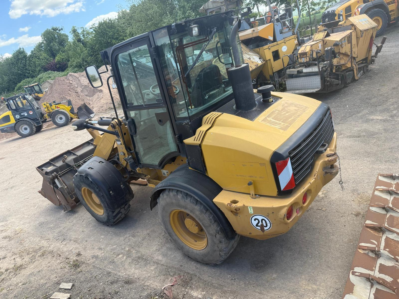 Caterpillar 908 H 2 mal verfügbar - Hjullastare: bild 1 Caterpillar 908 H 2 mal verfügbar - Hjullastare: bild 1