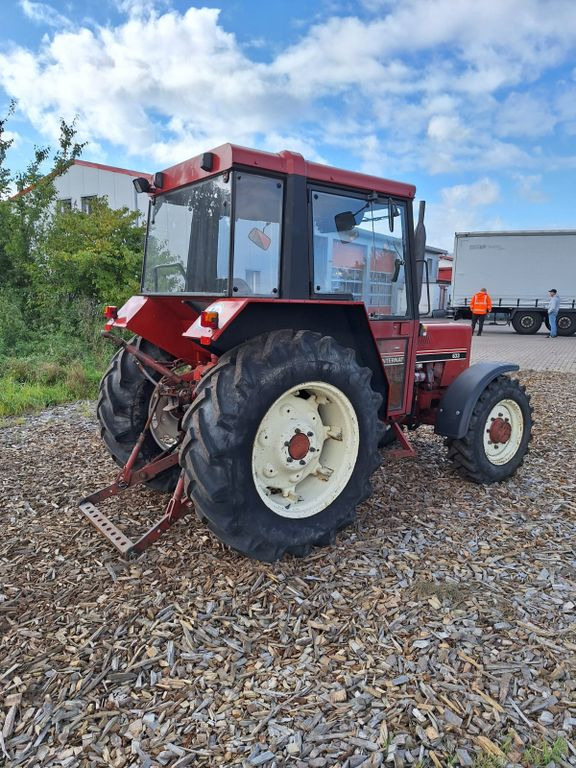 IHC 833 Allrad Kabine - Traktor: bild 4 IHC 833 Allrad Kabine - Traktor: bild 4