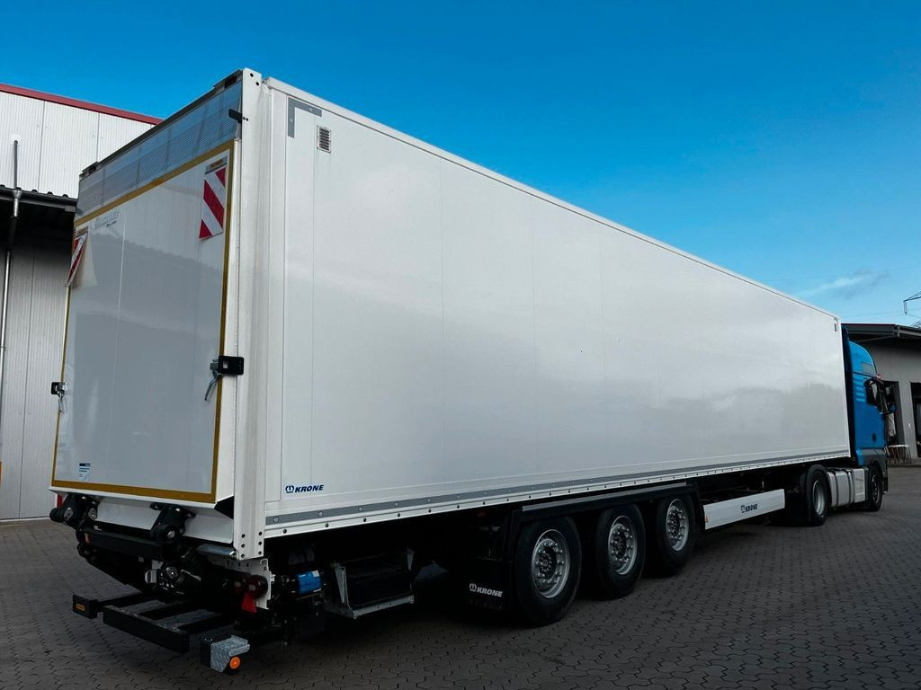 Krone Koffer mit Ladebordwand Sofort Verfügbar! - Skåp semitrailer: bild 2 Krone Koffer mit Ladebordwand Sofort Verfügbar! - Skåp semitrailer: bild 2