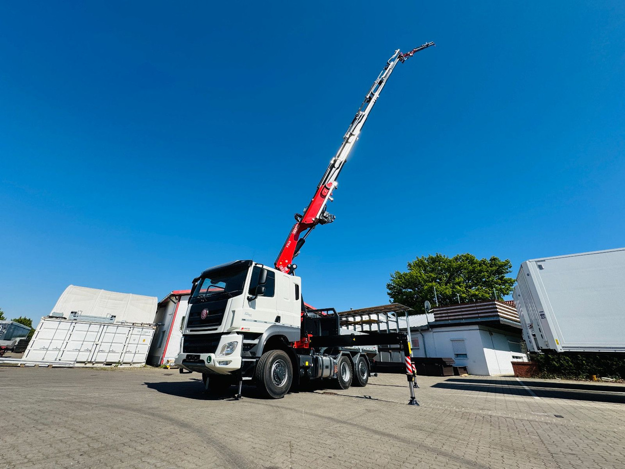 Tatra 6x6x6 Phoenix Fassi F545RA.2.27 L214 V20 - Flakbil, Kranbil: bild 2 Tatra 6x6x6 Phoenix Fassi F545RA.2.27 L214 V20 - Flakbil, Kranbil: bild 2