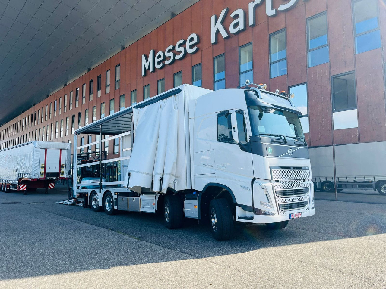 Volvo FH 500 8x2 Arbeitsbühnen Transporter LBW 9t - Kapellbil: bild 3 Volvo FH 500 8x2 Arbeitsbühnen Transporter LBW 9t - Kapellbil: bild 3