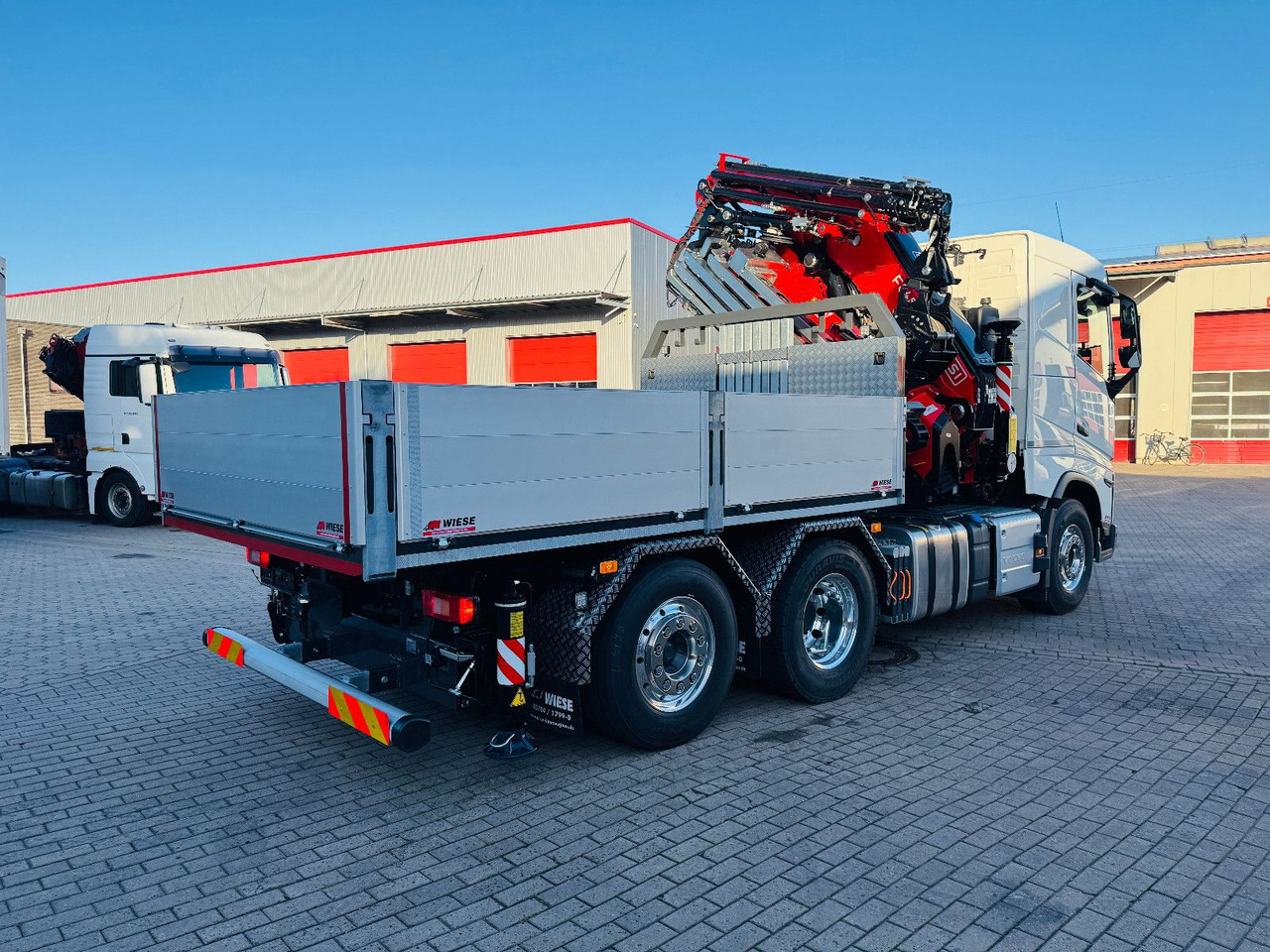 Volvo FH500 6x2 mit Fassi F545 2.27 JIB Winde sofort - Flakbil, Kranbil: bild 3 Volvo FH500 6x2 mit Fassi F545 2.27 JIB Winde sofort - Flakbil, Kranbil: bild 3