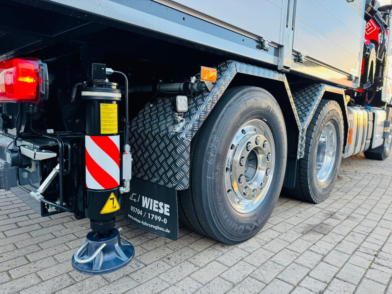 Volvo FH500 6x2 mit Fassi F545 2.27 JIB Winde sofort - Flakbil, Kranbil: bild 4 Volvo FH500 6x2 mit Fassi F545 2.27 JIB Winde sofort - Flakbil, Kranbil: bild 4