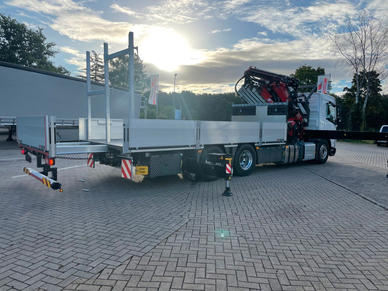 Volvo FMX 500 FASSI Ladekran F545 JIB & Winde Sofort - Flakbil, Kranbil: bild 5 Volvo FMX 500 FASSI Ladekran F545 JIB & Winde Sofort - Flakbil, Kranbil: bild 5