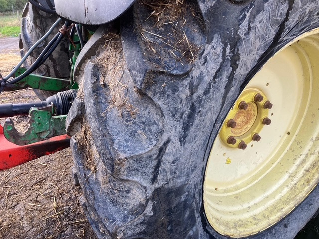 JOHN DEERE 6630 Premium - Traktor: bild 2 JOHN DEERE 6630 Premium - Traktor: bild 2