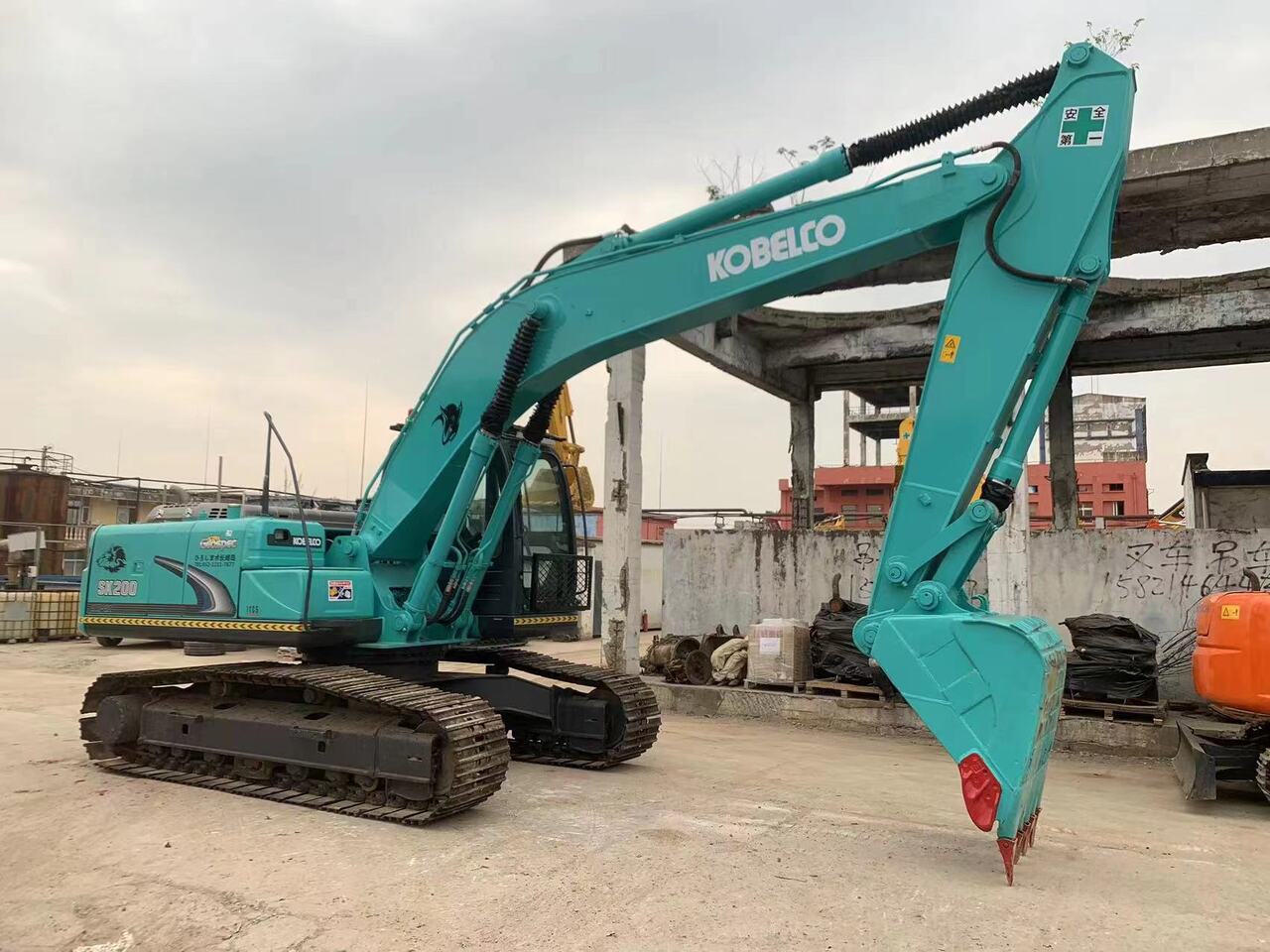 KOBELCO SK200-8-excavator - Bandgrävare: bild 3 KOBELCO SK200-8-excavator - Bandgrävare: bild 3