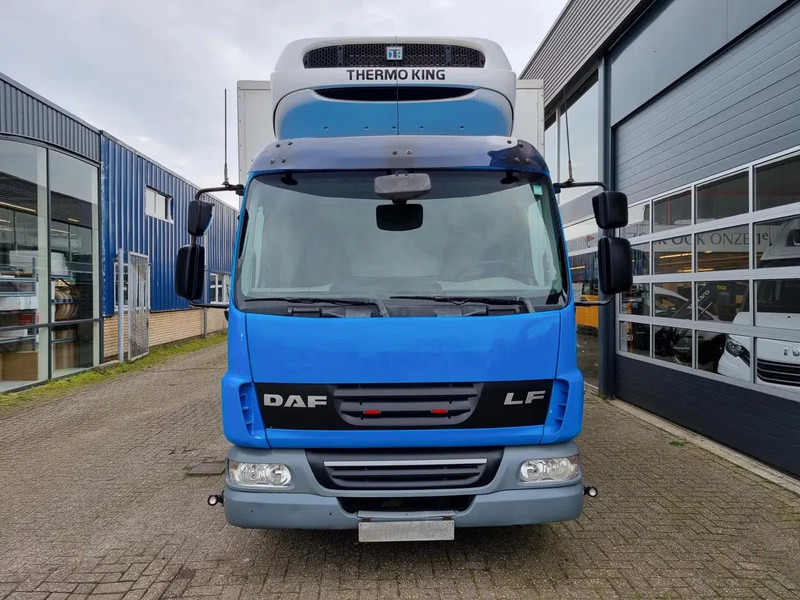 DAF LF 45.220 Kuhlkoffer Thermoking T1000R LBW ST380V EURO EEV - Kylbil lastbil: bild 3 DAF LF 45.220 Kuhlkoffer Thermoking T1000R LBW ST380V EURO EEV - Kylbil lastbil: bild 3