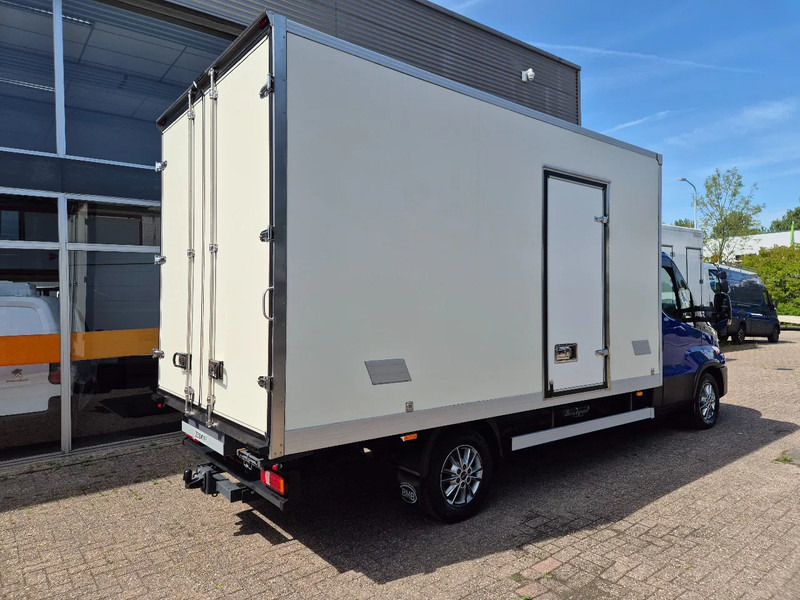 Iveco Daily 35S18 3.0D Koffer/ Xenon/ Airco - Volymskåp: bild 3 Iveco Daily 35S18 3.0D Koffer/ Xenon/ Airco - Volymskåp: bild 3