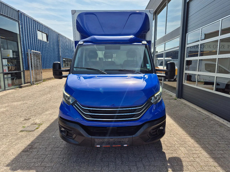 Iveco Daily 35S18 3.0D Koffer/ Xenon/ Airco - Volymskåp: bild 4 Iveco Daily 35S18 3.0D Koffer/ Xenon/ Airco - Volymskåp: bild 4