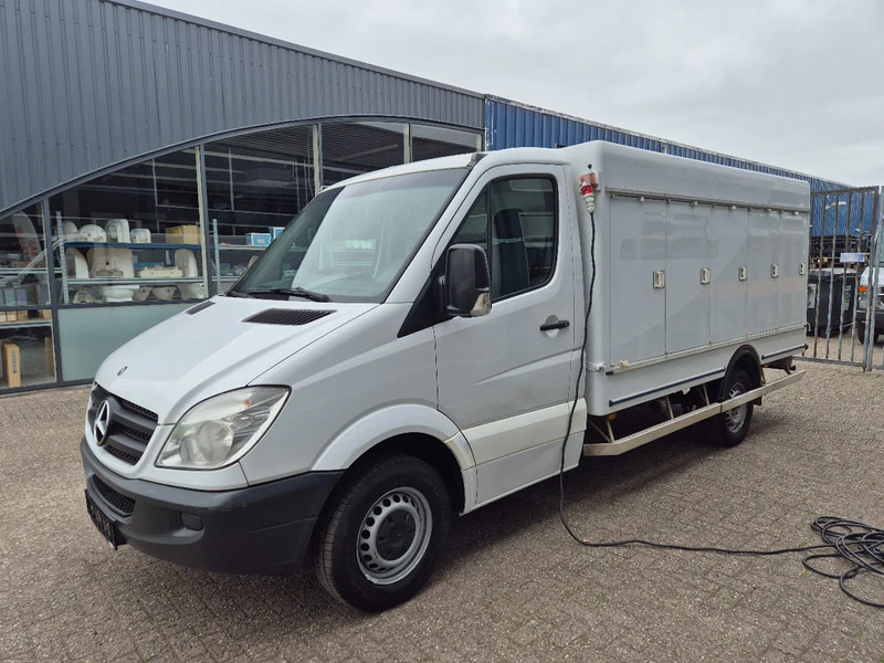 Mercedes-Benz Sprinter 313 CDI 5+5 Turen Coldcar/ -40C Carlsen Baltic E5 - Kylbil: bild 4 Mercedes-Benz Sprinter 313 CDI 5+5 Turen Coldcar/ -40C Carlsen Baltic E5 - Kylbil: bild 4