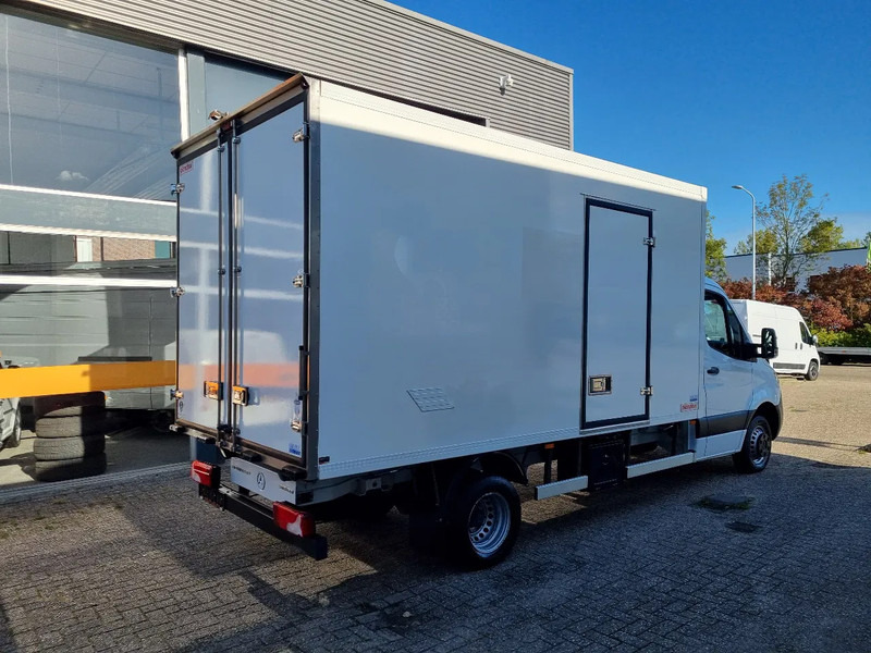Mercedes-Benz Sprinter 516 CDI Kuhlkoffer/ Carrier/ 8 PALLETS/ EURO 6D - Kylbil: bild 2 Mercedes-Benz Sprinter 516 CDI Kuhlkoffer/ Carrier/ 8 PALLETS/ EURO 6D - Kylbil: bild 2