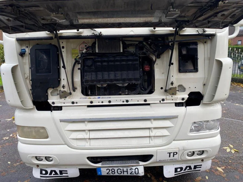 DAF CF 85.410 85CF 410 AUTOMATIC - Dragbil: bild 3 DAF CF 85.410 85CF 410 AUTOMATIC - Dragbil: bild 3