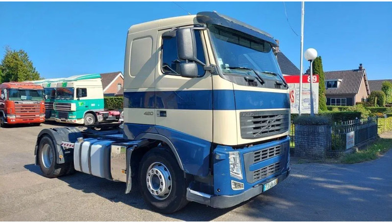 Volvo FH 12.420 - Dragbil: bild 2 Volvo FH 12.420 - Dragbil: bild 2