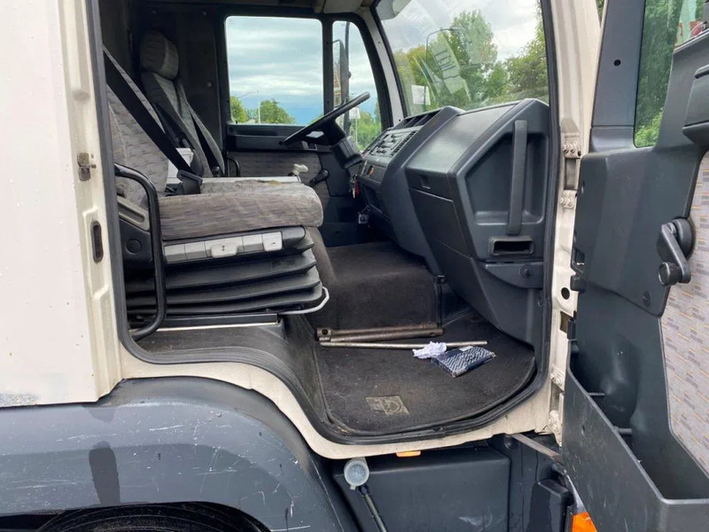 MAN 8.153 MANUAL HOLLAND TRUCK NEW NEW NEW - Kapellbil: bild 3 MAN 8.153 MANUAL HOLLAND TRUCK NEW NEW NEW - Kapellbil: bild 3