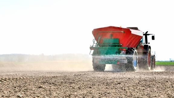AGRO-MASZ Rozsiewacz REWO - Mineralgödselspridare: bild 5 AGRO-MASZ Rozsiewacz REWO - Mineralgödselspridare: bild 5
