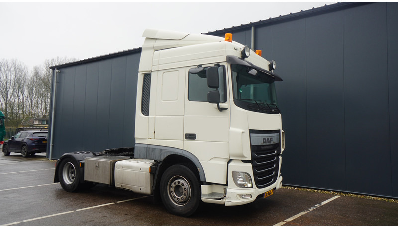 DAF XF 440 EURO 6 SPACECAB - Dragbil: bild 4 DAF XF 440 EURO 6 SPACECAB - Dragbil: bild 4