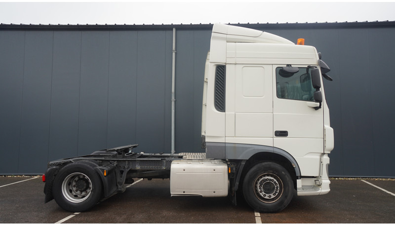DAF XF 440 SPACECAB EURO 6 - Dragbil: bild 2 DAF XF 440 SPACECAB EURO 6 - Dragbil: bild 2