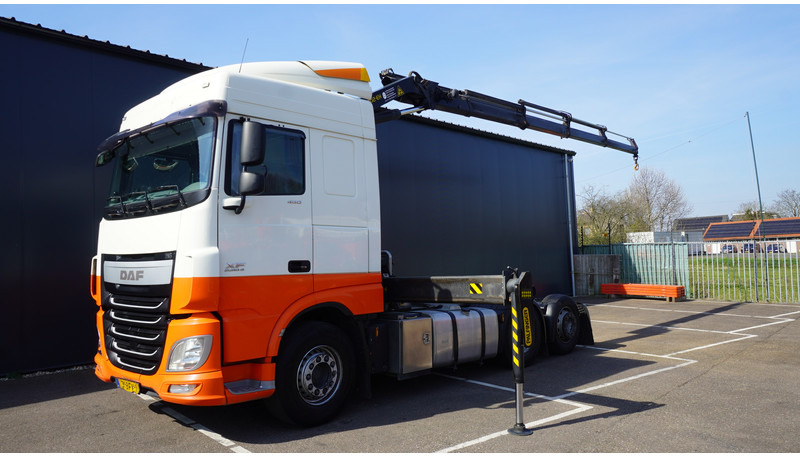 DAF XF 460 6X2 SC WITH PALFINGER PK 18002 EH CRANE - Dragbil: bild 2 DAF XF 460 6X2 SC WITH PALFINGER PK 18002 EH CRANE - Dragbil: bild 2
