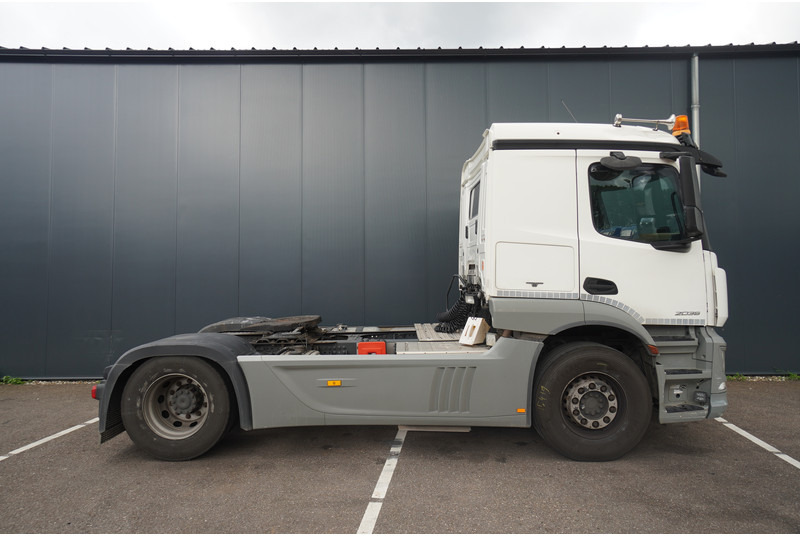 Mercedes-Benz ACTROS 2036 ADR 663.000KM - Dragbil: bild 2 Mercedes-Benz ACTROS 2036 ADR 663.000KM - Dragbil: bild 2