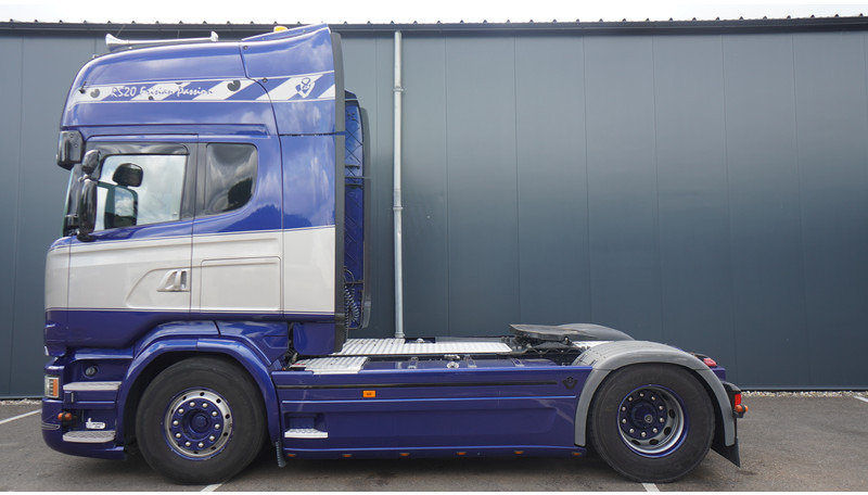Scania R 520 V8 RETARDER TOPLINE ADR - Dragbil: bild 1 Scania R 520 V8 RETARDER TOPLINE ADR - Dragbil: bild 1