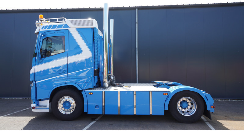 Volvo FH 460 GLOBETROTTER EURO 6 ADR - Dragbil: bild 1 Volvo FH 460 GLOBETROTTER EURO 6 ADR - Dragbil: bild 1