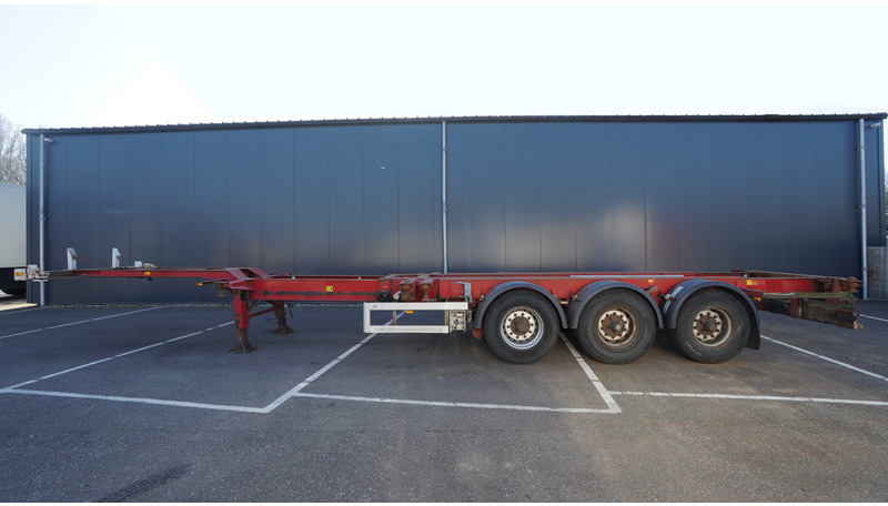 Renders 3 AXLE EXTENDABLE CONTAINER TRANSPORT TRAILER - Containerbil/ Växelflak semitrailer: bild 1 Renders 3 AXLE EXTENDABLE CONTAINER TRANSPORT TRAILER - Containerbil/ Växelflak semitrailer: bild 1