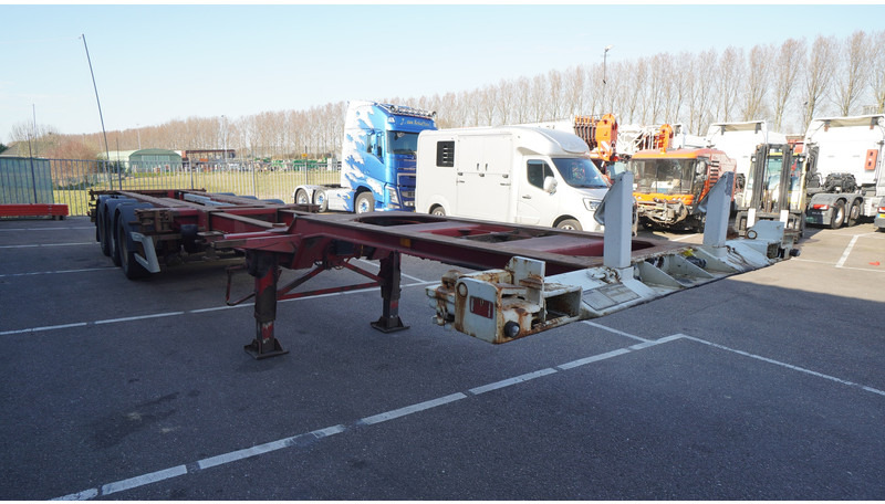 Renders 3 AXLE EXTENDABLE CONTAINER TRANSPORT TRAILER - Containerbil/ Växelflak semitrailer: bild 3 Renders 3 AXLE EXTENDABLE CONTAINER TRANSPORT TRAILER - Containerbil/ Växelflak semitrailer: bild 3