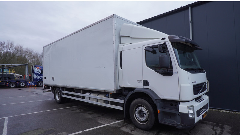 Volvo FE 280 CLOSED BOX 354.000KM MANUAL GEARBOX - Lastbil med skåp: bild 4 Volvo FE 280 CLOSED BOX 354.000KM MANUAL GEARBOX - Lastbil med skåp: bild 4