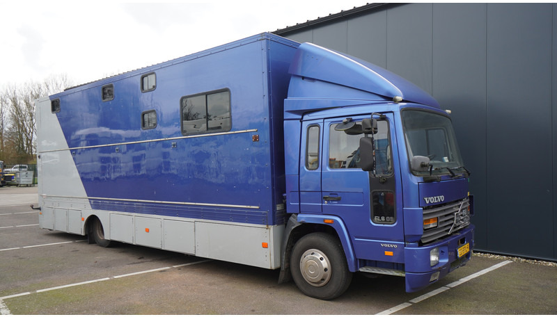 Volvo FL 6-9 HORSE TRANSPORT 341.000KM MANUAL GEARBOX - Hästbuss: bild 4 Volvo FL 6-9 HORSE TRANSPORT 341.000KM MANUAL GEARBOX - Hästbuss: bild 4