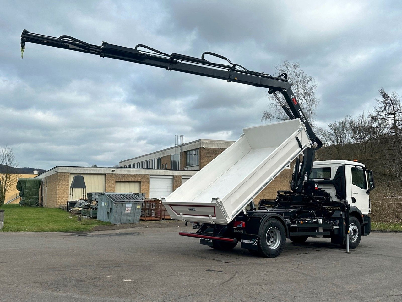 MAN TGM 18.320 4x2 Euro6e Hiab X-HiDuo 138DS-3 MAN TGM 18.320 4x2 Euro6e Hiab X-HiDuo 138DS-3 - Tippbil lastbil, Kranbil: bild 5 MAN TGM 18.320 4x2 Euro6e Hiab X-HiDuo 138DS-3 MAN TGM 18.320 4x2 Euro6e Hiab X-HiDuo 138DS-3 - Tippbil lastbil, Kranbil: bild 5