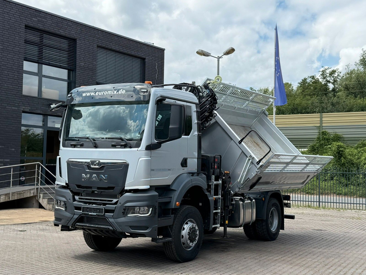 Tippbil lastbil, Kranbil MAN TGS 18.400 TG3 4x4 Euro6e  Hiab X-HiDuo 138DS-4: bild 18