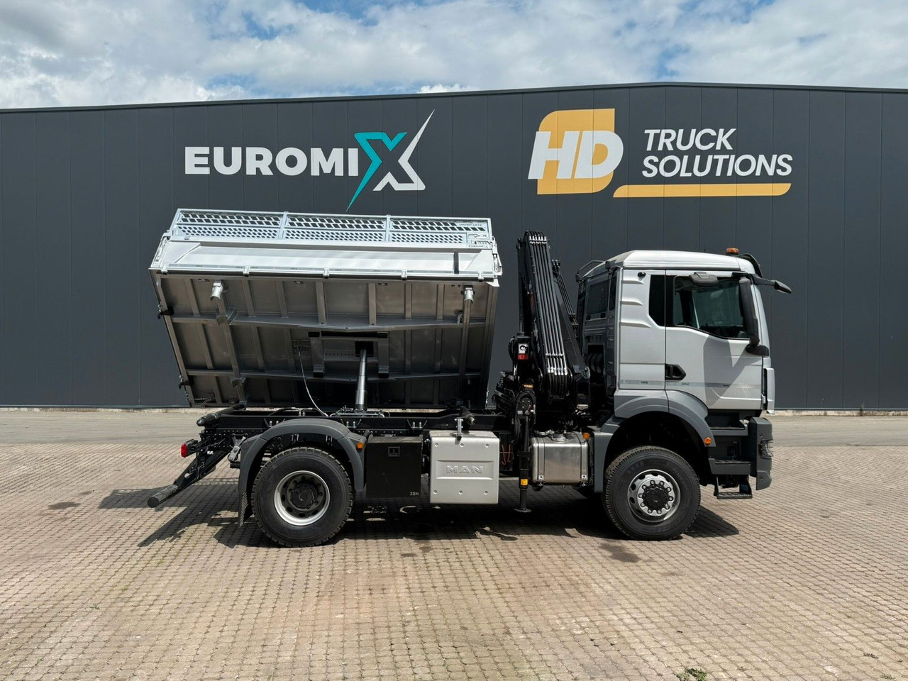 Tippbil lastbil, Kranbil MAN TGS 18.400 TG3 4x4 Euro6e  Hiab X-HiDuo 138DS-4: bild 21