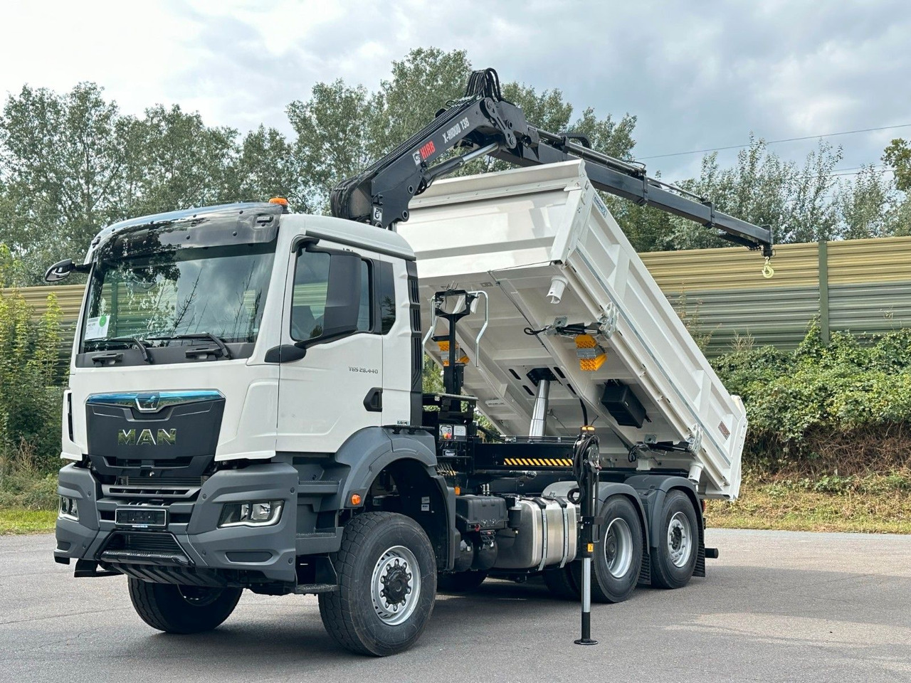 MAN TGS 28.440 6x4-4/3-Seiten- Kipper / Hiab 138-3 - Tippbil lastbil, Kranbil: bild 2 MAN TGS 28.440 6x4-4/3-Seiten- Kipper / Hiab 138-3 - Tippbil lastbil, Kranbil: bild 2