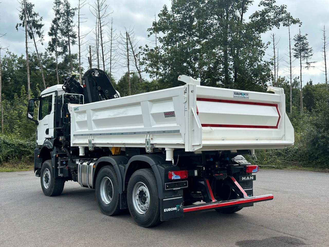 MAN TGS 28.440 6x4-4/3-Seiten- Kipper / Hiab 138-3 - Tippbil lastbil, Kranbil: bild 4 MAN TGS 28.440 6x4-4/3-Seiten- Kipper / Hiab 138-3 - Tippbil lastbil, Kranbil: bild 4