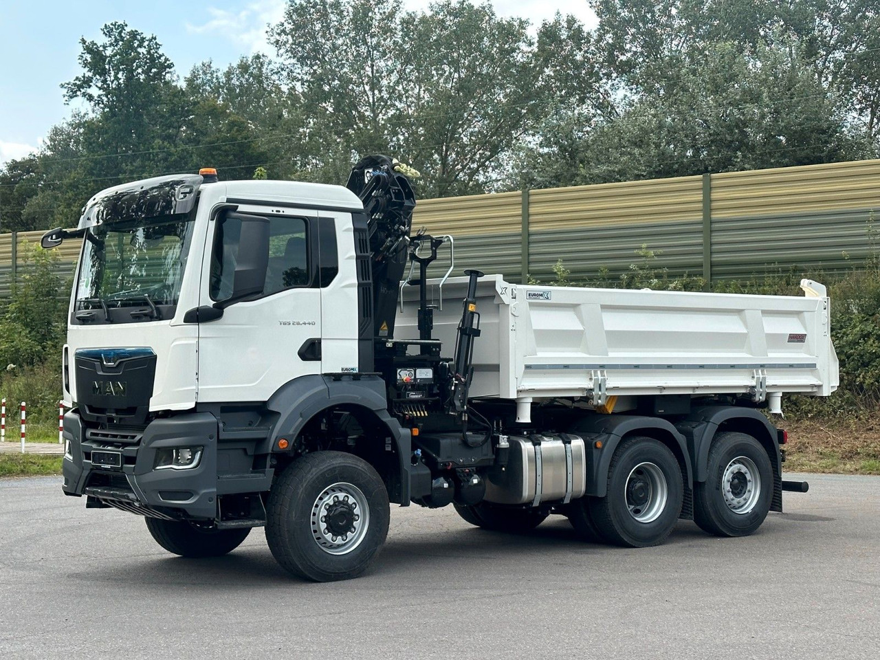 MAN TGS 28.440 6x4-4/3-Seiten- Kipper / Hiab 138-3 - Tippbil lastbil, Kranbil: bild 3 MAN TGS 28.440 6x4-4/3-Seiten- Kipper / Hiab 138-3 - Tippbil lastbil, Kranbil: bild 3