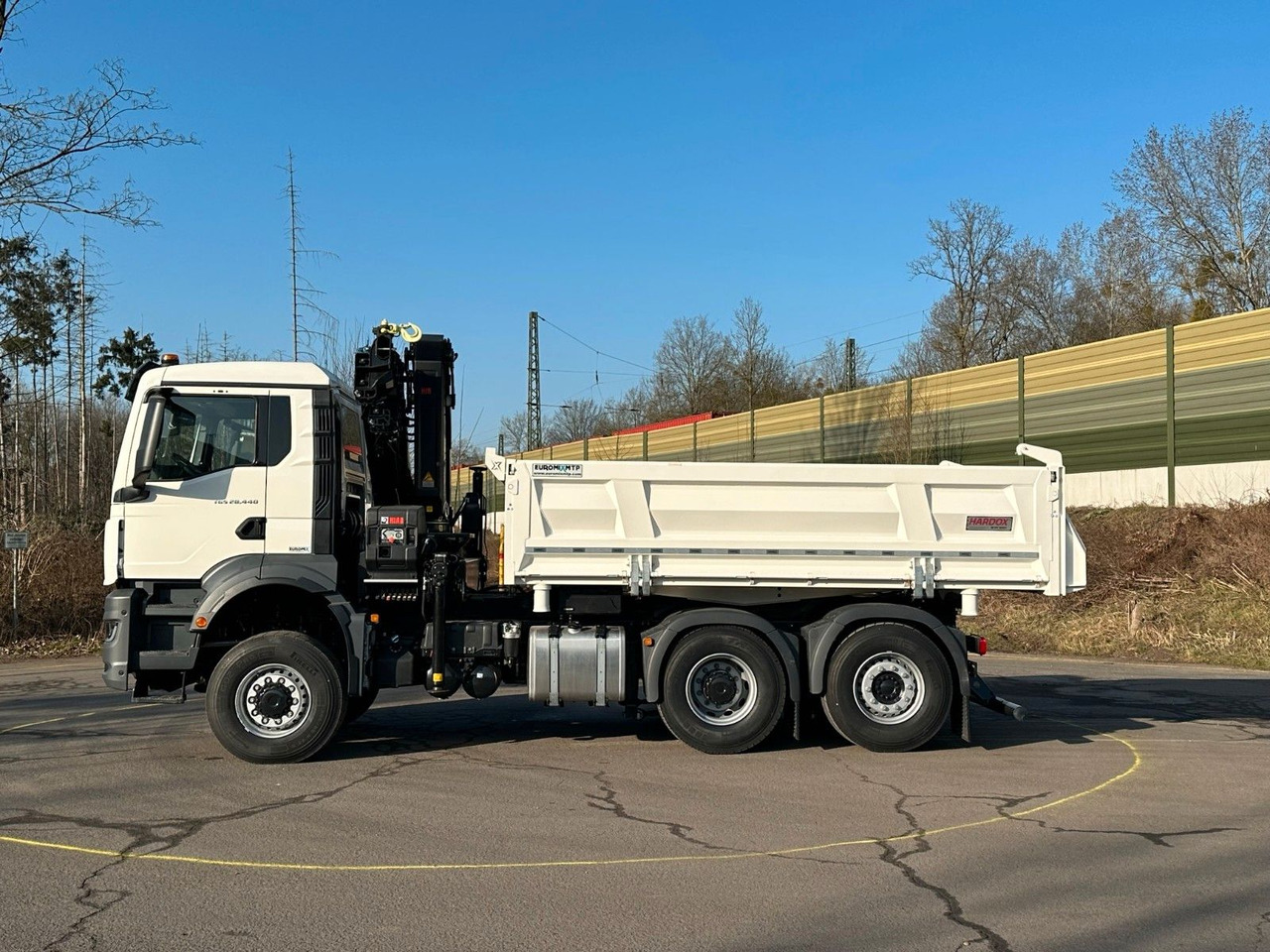 MAN TGS 28.440 6x4-4/3-Seiten- Kipper / Hiab 228-6 - Tippbil lastbil, Kranbil: bild 5 MAN TGS 28.440 6x4-4/3-Seiten- Kipper / Hiab 228-6 - Tippbil lastbil, Kranbil: bild 5