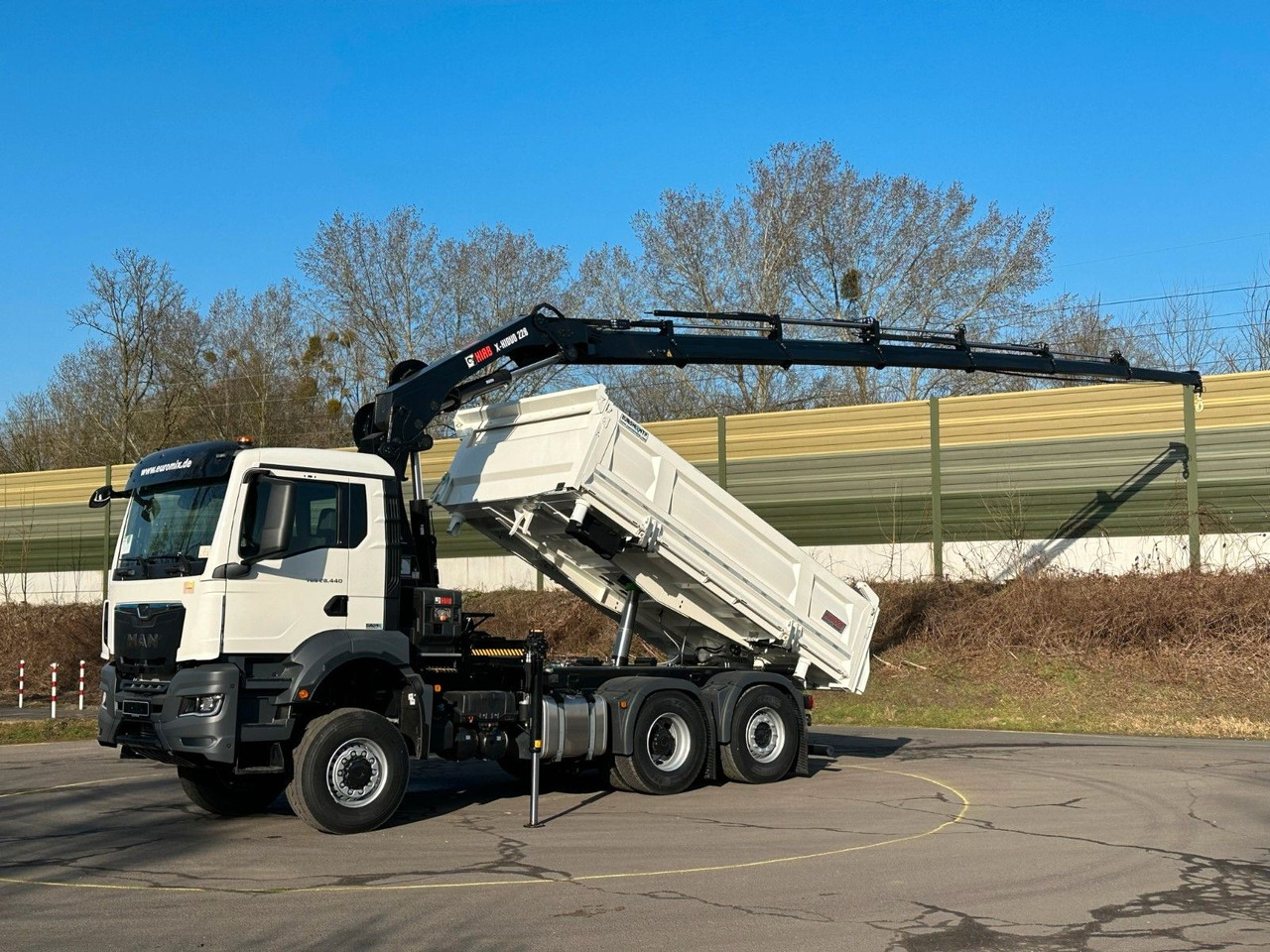 MAN TGS 28.440 6x4-4/3-Seiten- Kipper / Hiab 228-6 - Tippbil lastbil, Kranbil: bild 3 MAN TGS 28.440 6x4-4/3-Seiten- Kipper / Hiab 228-6 - Tippbil lastbil, Kranbil: bild 3