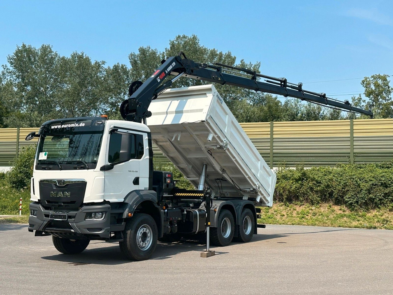 MAN TGS 33.440 6x4 /3-Seiten- Kipper / HIAB 228-6 - Tippbil lastbil, Kranbil: bild 1 MAN TGS 33.440 6x4 /3-Seiten- Kipper / HIAB 228-6 - Tippbil lastbil, Kranbil: bild 1