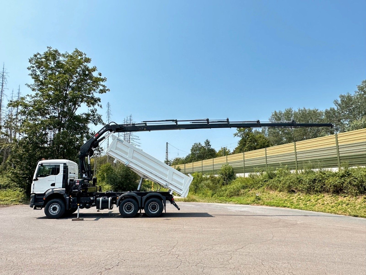 MAN TGS 33.440 6x4 /3-Seiten- Kipper / HIAB 228-6 - Tippbil lastbil, Kranbil: bild 4 MAN TGS 33.440 6x4 /3-Seiten- Kipper / HIAB 228-6 - Tippbil lastbil, Kranbil: bild 4
