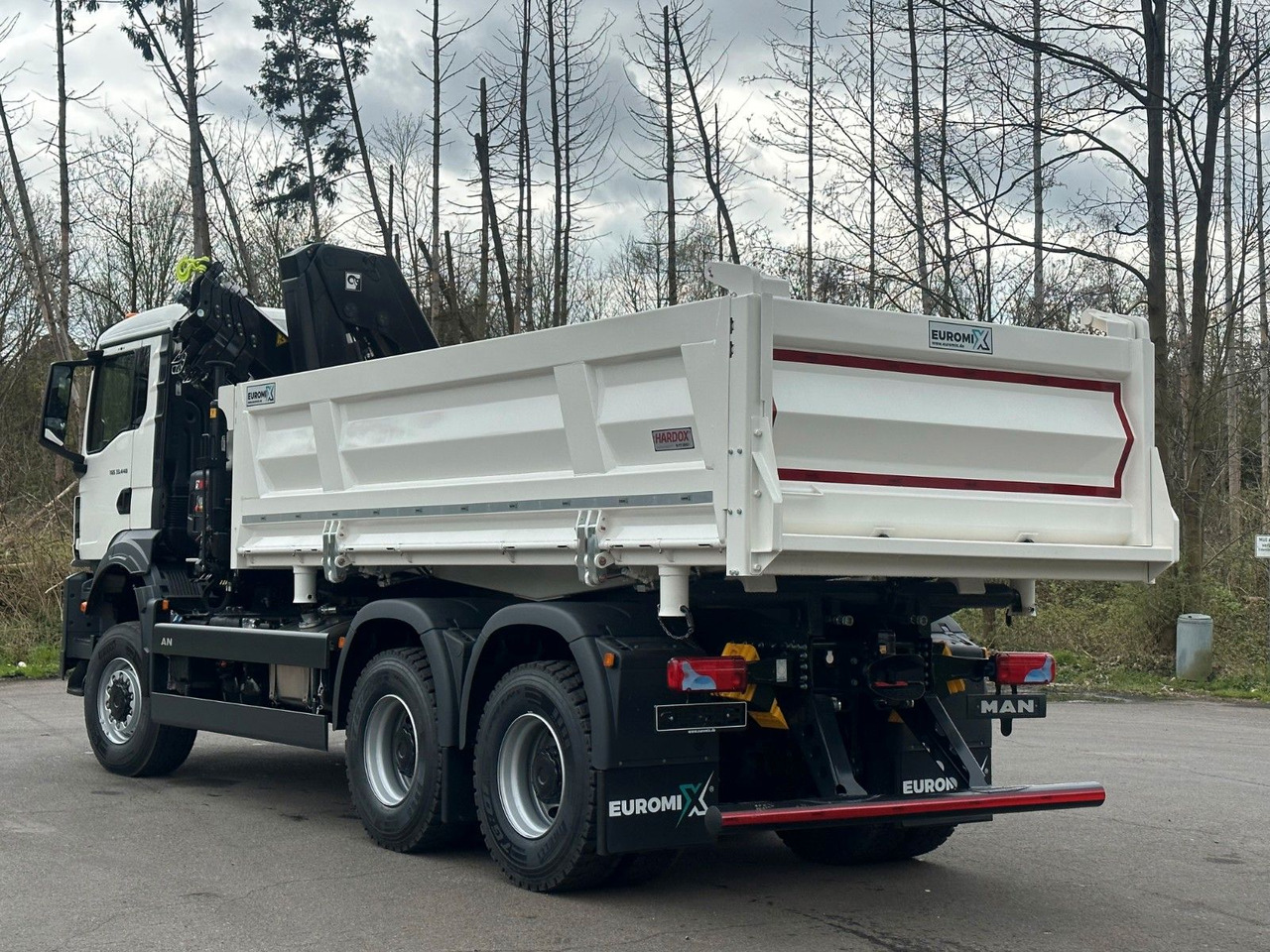 MAN TGS 33.440 6x6 /3-Seiten- Kipper / HIAB 228-4 - Tippbil lastbil, Kranbil: bild 5 MAN TGS 33.440 6x6 /3-Seiten- Kipper / HIAB 228-4 - Tippbil lastbil, Kranbil: bild 5