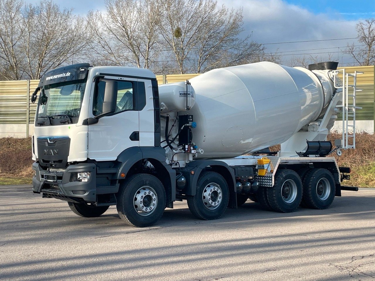 MAN TGS 41.400 8x4 / EuromixMTP EM 10m³ R / EURO 2 - Betongbil: bild 3 MAN TGS 41.400 8x4 / EuromixMTP EM 10m³ R / EURO 2 - Betongbil: bild 3