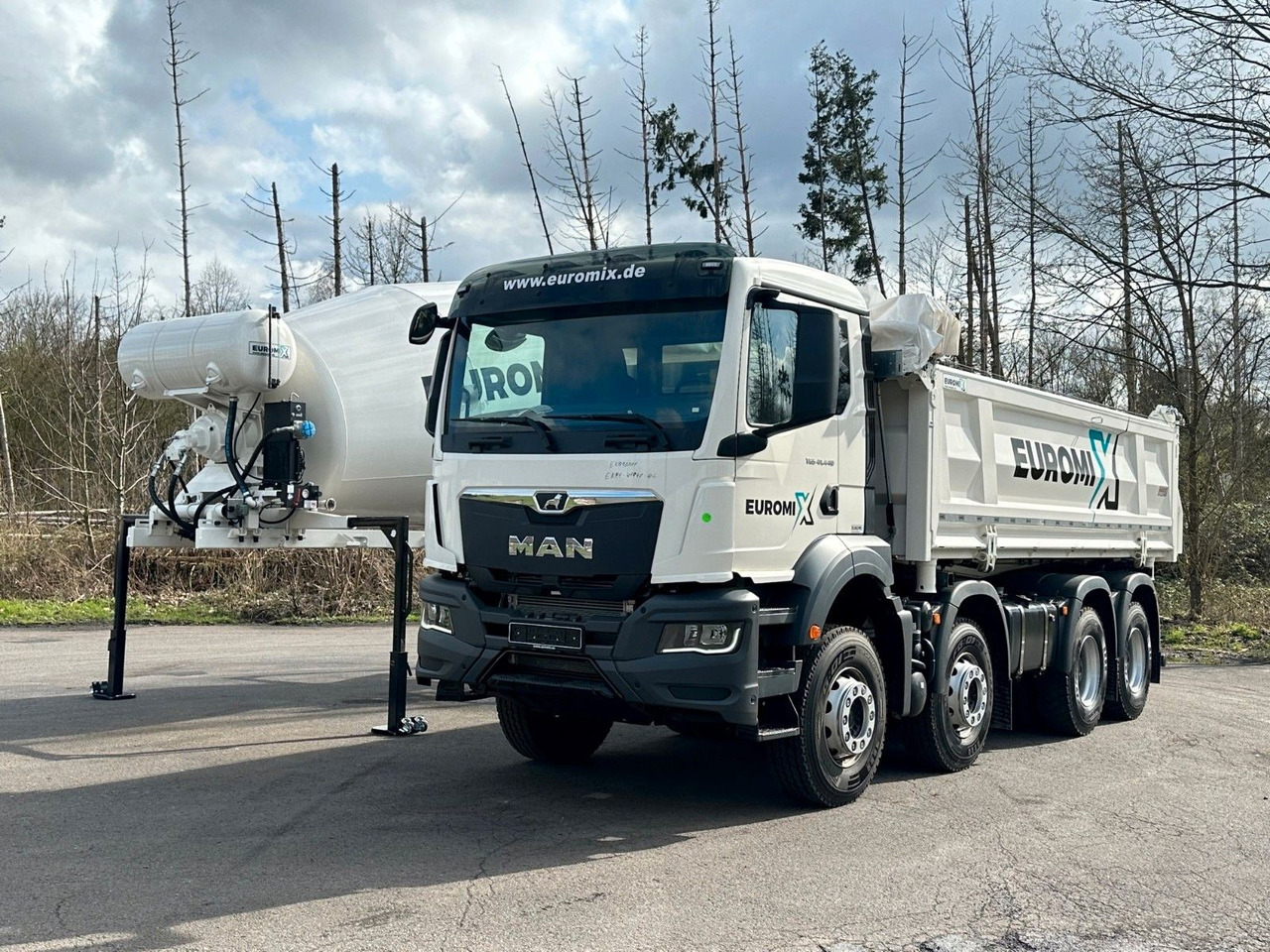 MAN TGS 41.440 8x4 WECHSELSYSTEM KIPPER+MISCHER - Tippbil lastbil: bild 3 MAN TGS 41.440 8x4 WECHSELSYSTEM KIPPER+MISCHER - Tippbil lastbil: bild 3