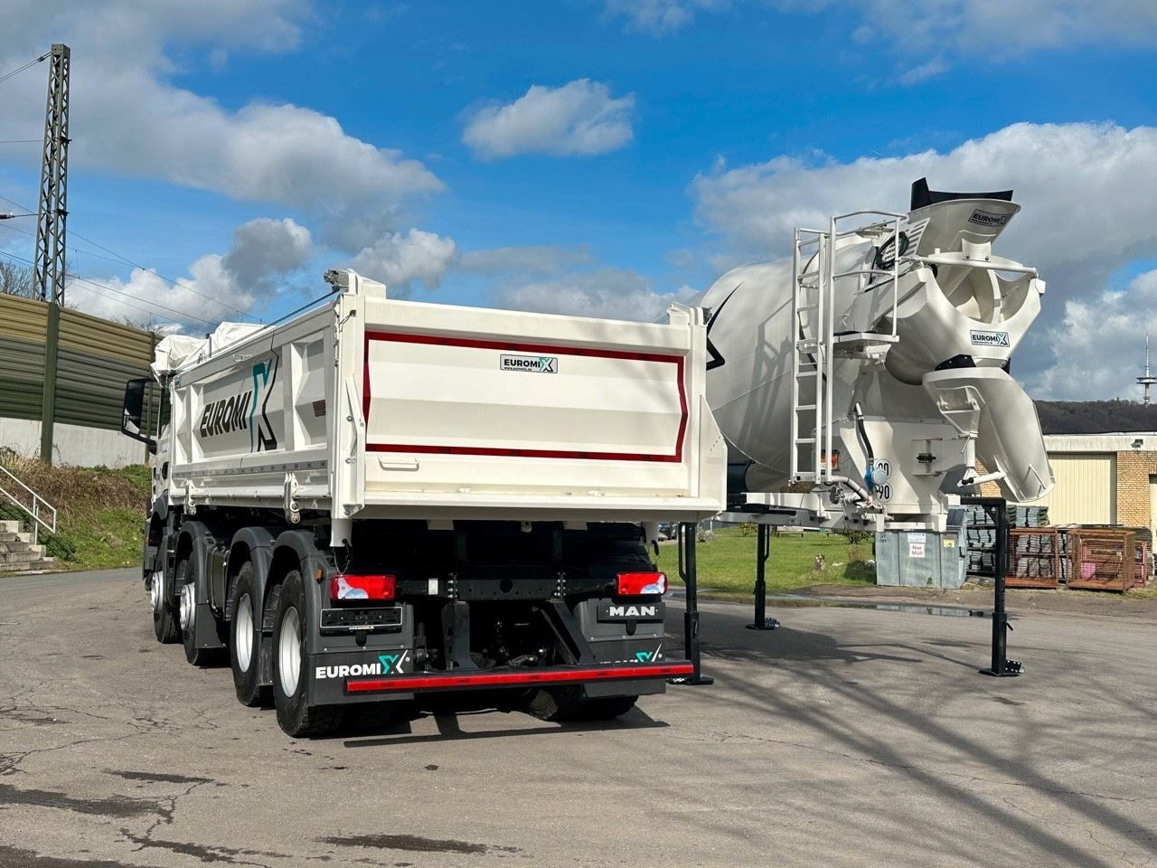 MAN TGS 41.440 8x4 WECHSELSYSTEM KIPPER+MISCHER - Tippbil lastbil: bild 5 MAN TGS 41.440 8x4 WECHSELSYSTEM KIPPER+MISCHER - Tippbil lastbil: bild 5