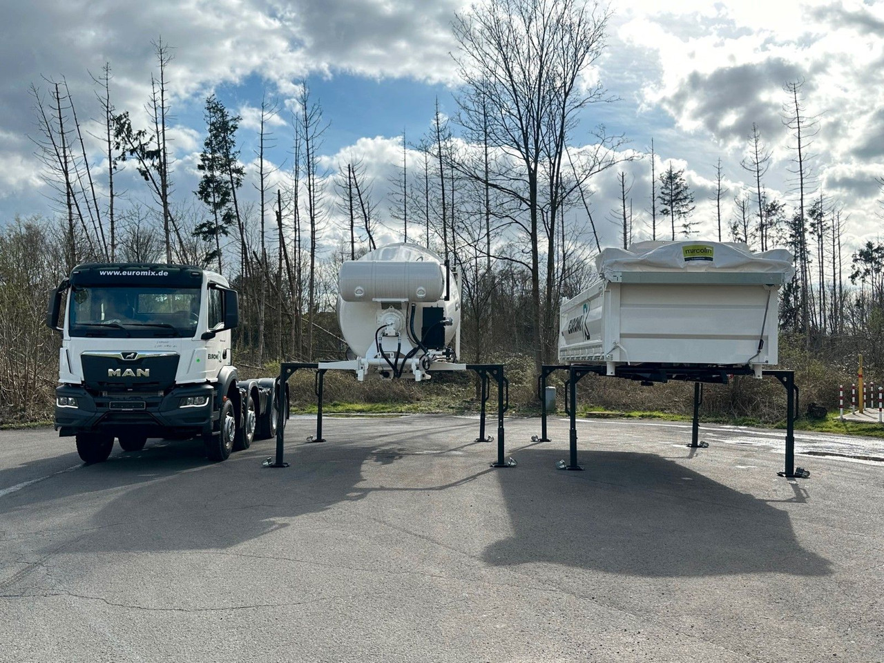 MAN TGS 41.440 8x4 WECHSELSYSTEM KIPPER+MISCHER - Tippbil lastbil: bild 2 MAN TGS 41.440 8x4 WECHSELSYSTEM KIPPER+MISCHER - Tippbil lastbil: bild 2