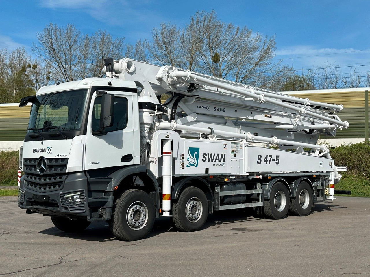 Mercedes-Benz Arocs 5 4542 8x4 SWAN TSP 47-5 160RZ ( 47m ) - Betongbil: bild 2 Mercedes-Benz Arocs 5 4542 8x4 SWAN TSP 47-5 160RZ ( 47m ) - Betongbil: bild 2