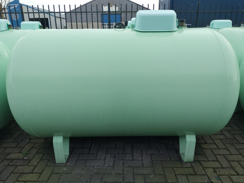De Visser Propaan/Butaan LPG tank 2700 L (1,35 ton) Gastank, Gas, Gaz, LPG, GPL, Propane, Butane Ø 1250 including tank fittings - Bränsletank: bild 1 De Visser Propaan/Butaan LPG tank 2700 L (1,35 ton) Gastank, Gas, Gaz, LPG, GPL, Propane, Butane Ø 1250 including tank fittings - Bränsletank: bild 1